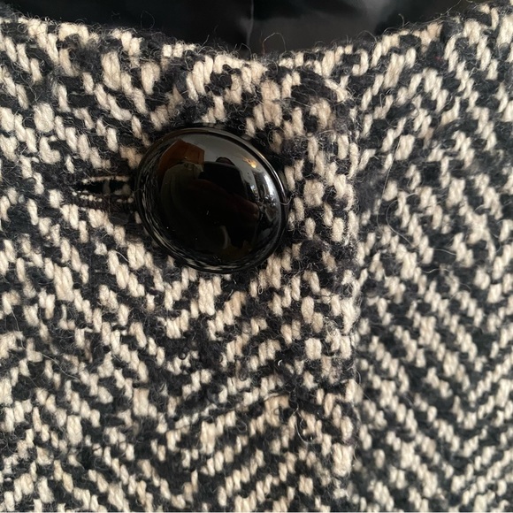 Anne Klein Elegant Black & White Tweed 3/4 sleeve Cropped Swing Lined Jacket, 10 - Picture 6 of 16